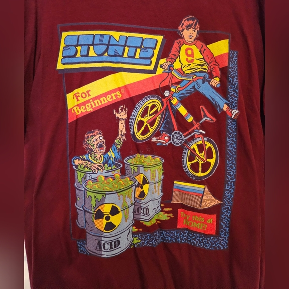 Mens t-shirt stunts for beginners logo size XL color maroon - Picture 3 of 3